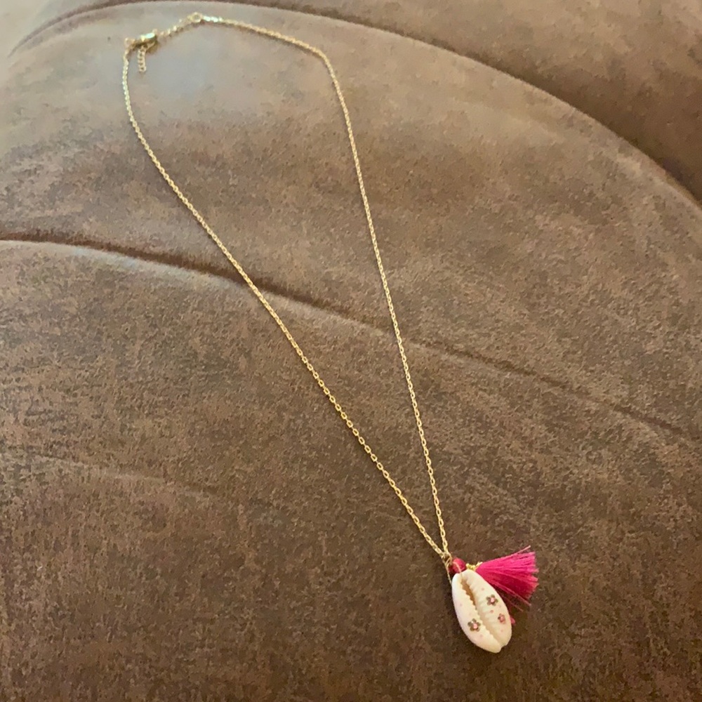 Pink Shell Dainty Necklace